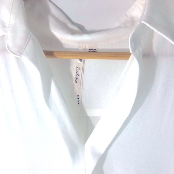 Bellatrix Blouse-White  Flowing Tunic - Picture 3 of 10